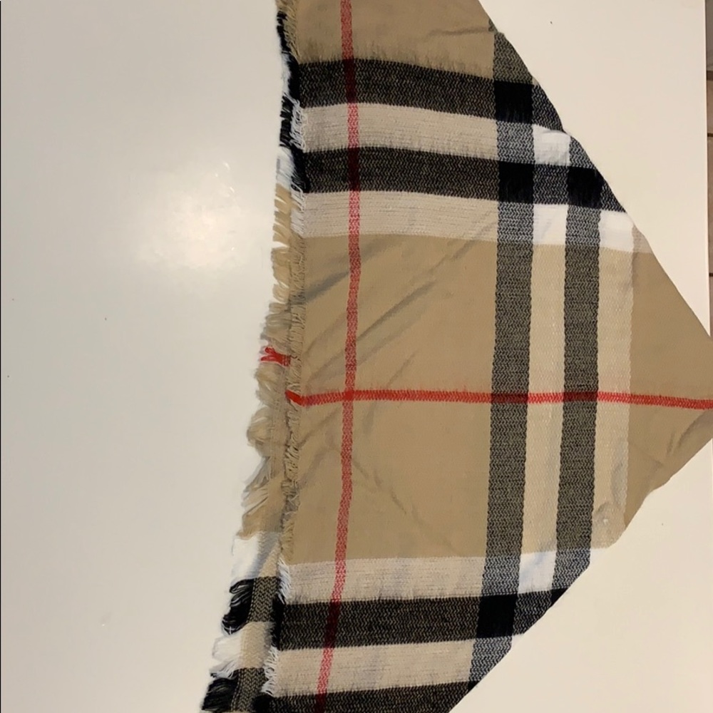 BRAND NEW Plaid Altar’d State Blanket Scarf!